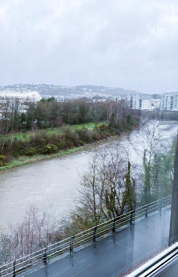 Riverside Apartment Swansea Exterior foto
